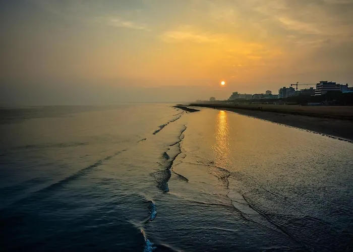 Semi Detached With Private Fenced Garden In Lignano Pineta Villa Lignano Sabbiadoro